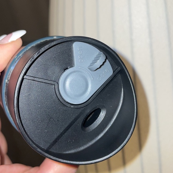 Travel mug - Picture 5 of 6